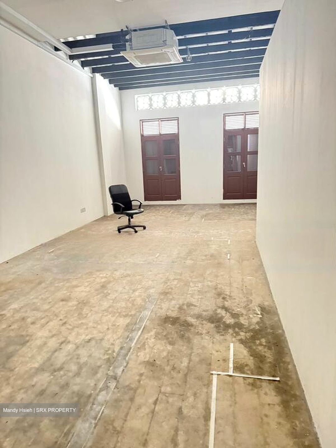 Serangoon Road (D8), Retail #453363221